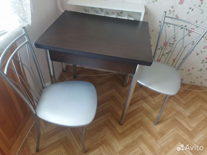 Кухонный стол раскладной