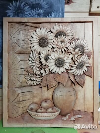 Панно из дерева резное 
