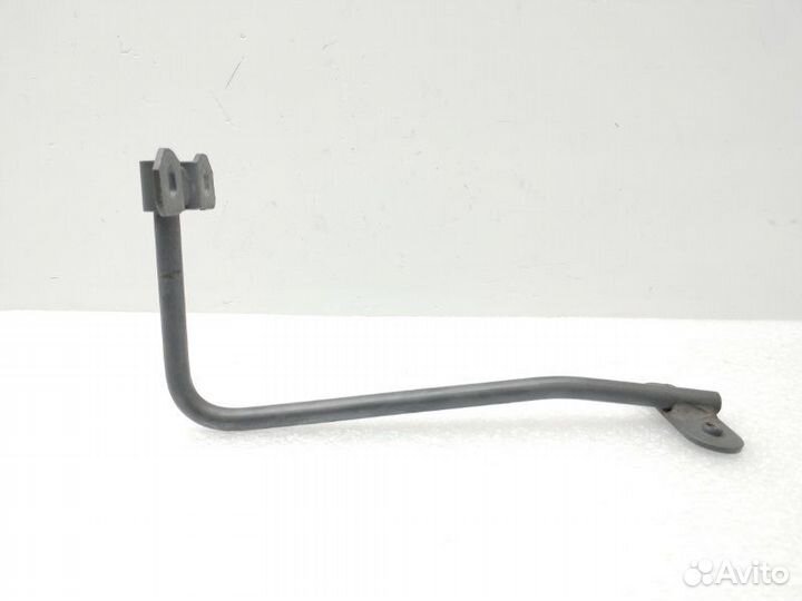 Кронштейн усилителя бампера передний Mercedes-Benz