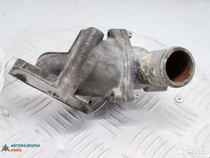 Корпус термостата Opel Vectra A 1995 90412717