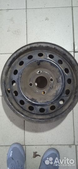 Штампованные диски r15