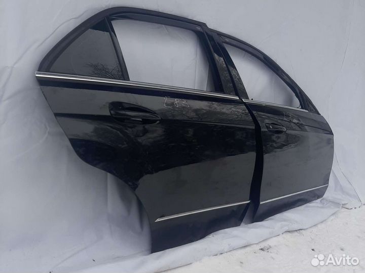 Дверь правая мерседес w212