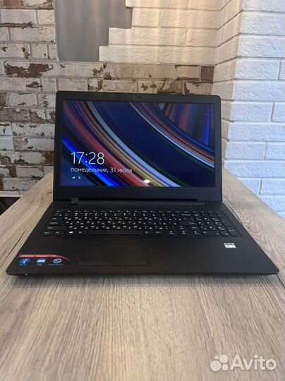 Ноутбук Lenovo