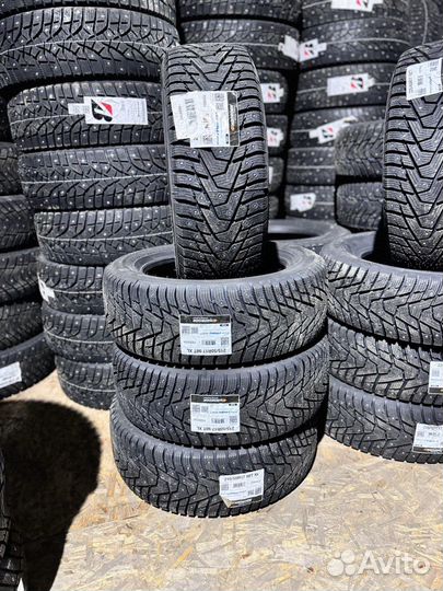 Hankook Winter I'Pike RS2 W429 215/55 R17 98T