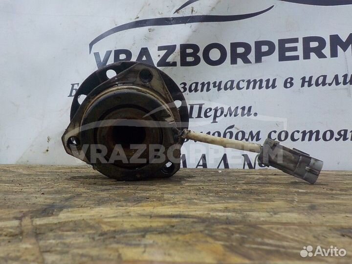 Ступица передняя Opel Astra