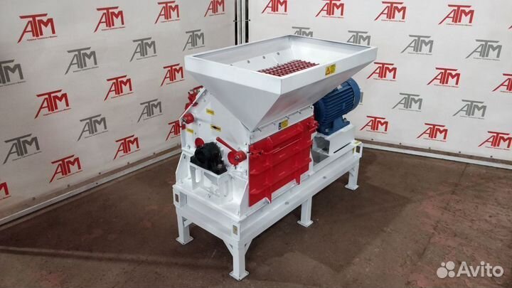 Смеситель для комбикорма двухвальный