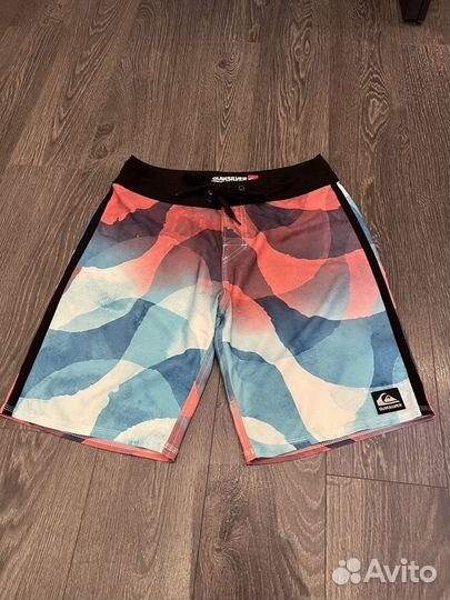Шорты quiksilver