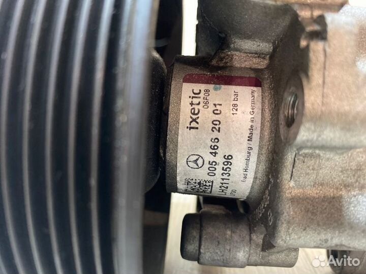 Насос гидроусилителя руля Mercedes Benz E230 W211