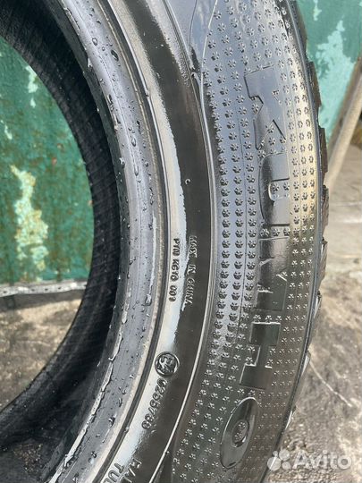 Kumho I'Zen RV Stud KC16 2.25/65 R17