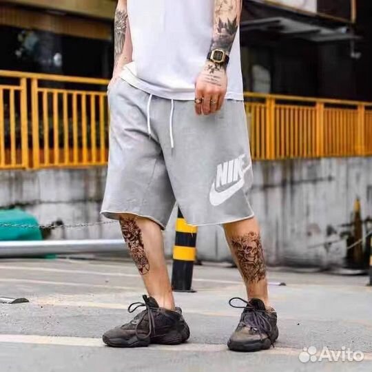 Шорты Nike