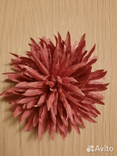 Цветок брошь