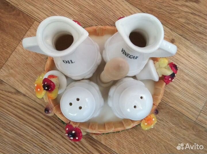 Набор для специй на подставке