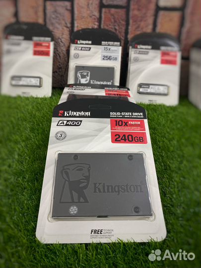 SSD SATA 3 накопитель Kingston 240Gb