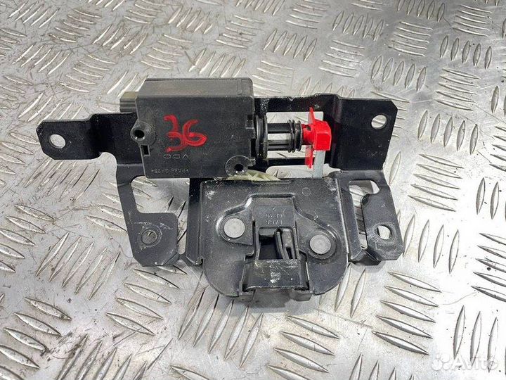 Замок багажника Bmw X3 E83 N47D20A 2008