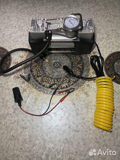 Насос автомобильный (компрессор)