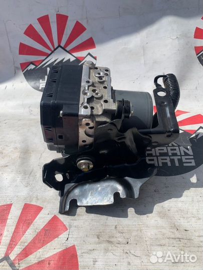 Блок управления тормозами/насос ABS Mazda Mazda6