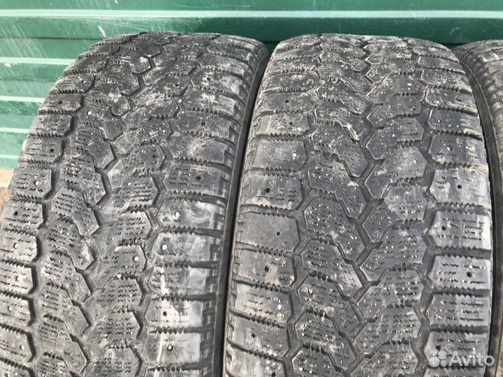 Yokohama 126S 235/55 R18