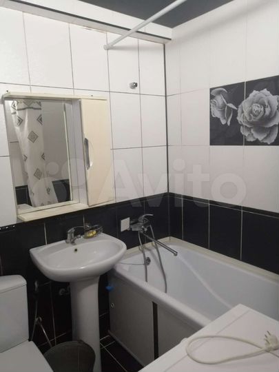 2-к. квартира, 40 м², 3/9 эт.