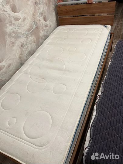 Кровать односпальная с матрасом бу