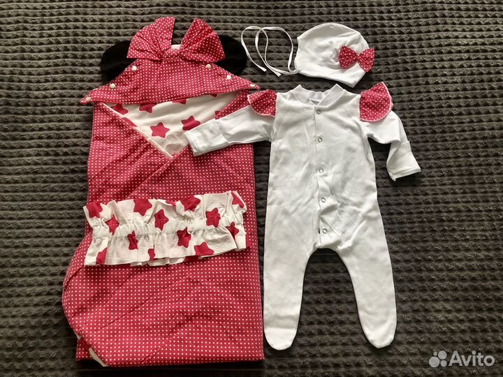 Комплект на выписку сшитый на заказ