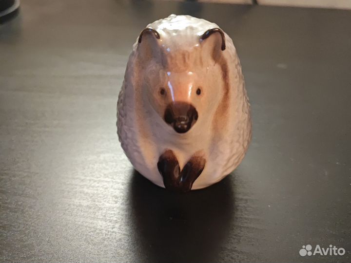 Фарфоровая фигурка ёжика лфз