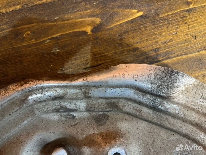 Пыльник тормозного диска передний левый Bmw X1 E84