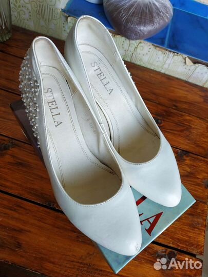 Туфли белые 39,5 размер