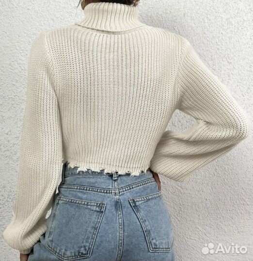 Свитер женский