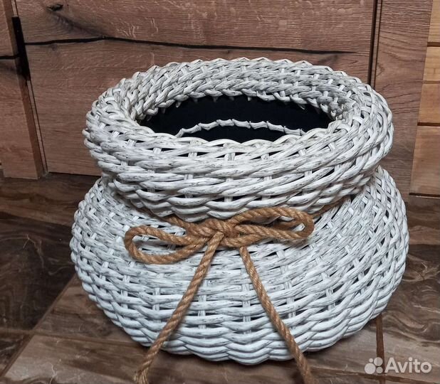 Кашпо из экоротанга