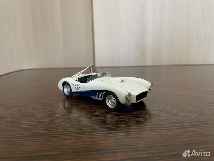 Модели автомобилей DeAgostini 1:43