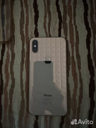 iPhone Xs, 64 ГБ