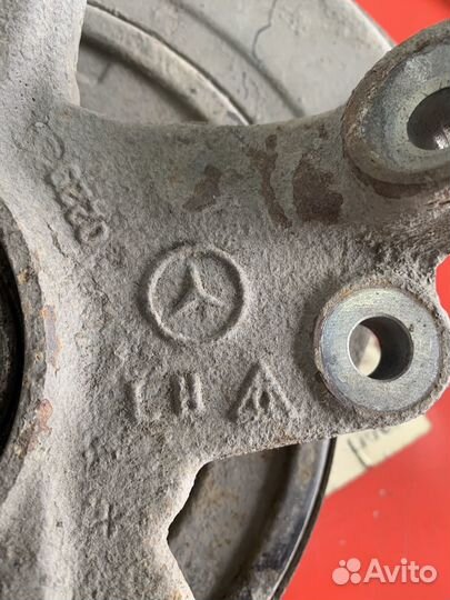 Цапфа Mercedes Gl