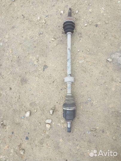 Привод правый Toyota Prius nhw10