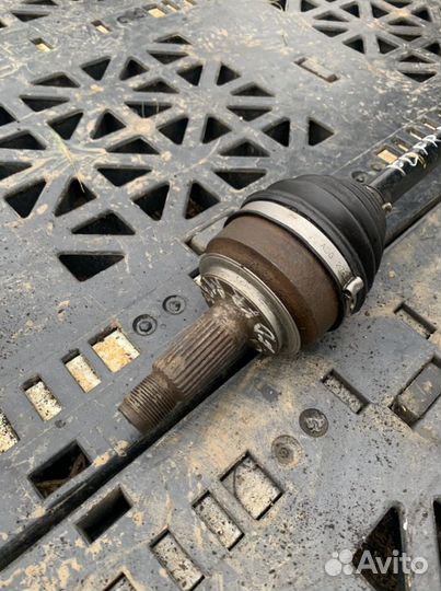 Honda Civic 4D FD привод правый R18 АКПП