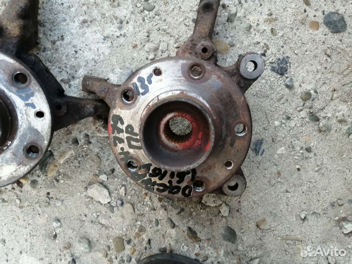 Ступица кулак левый правый duster дастер