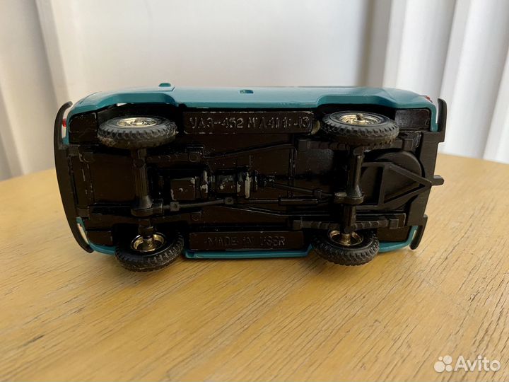 Модель 1:43 УАЗ 452 А41 бирюзовый редкий