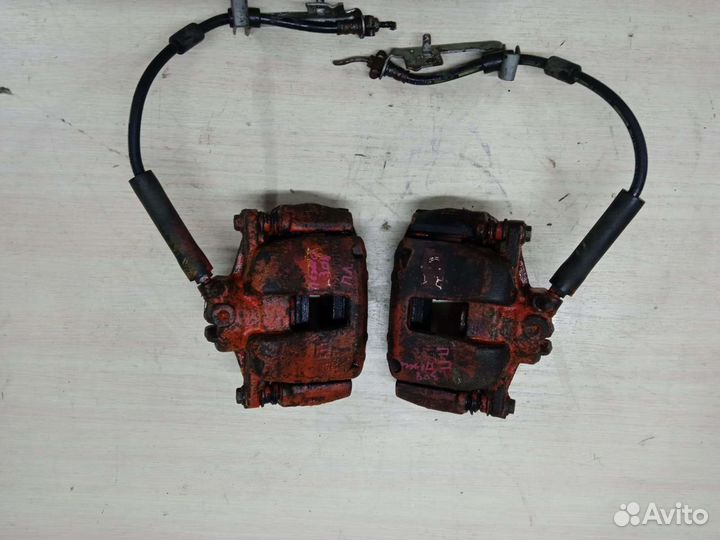 Суппорта тормозные передние Peugeot 307