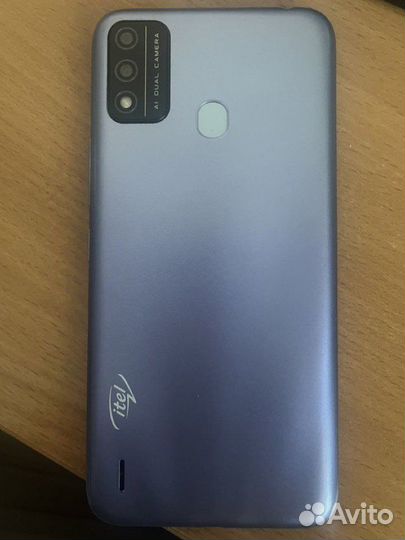 Itel A48 2/32 гб