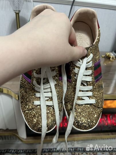 Кроссовки для девочки