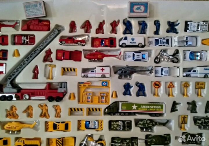 Игровой набор из 100 предметов