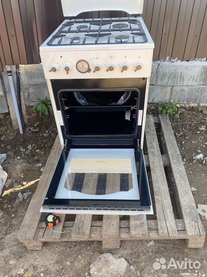 Плита газовая с электрической духовкой новая