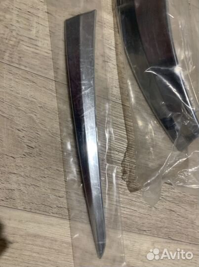 Накладки на задние фонари Тойота corolla 180