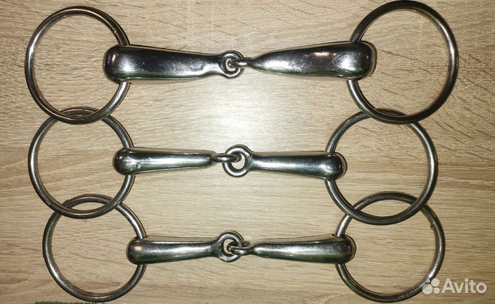Трензель для лошади