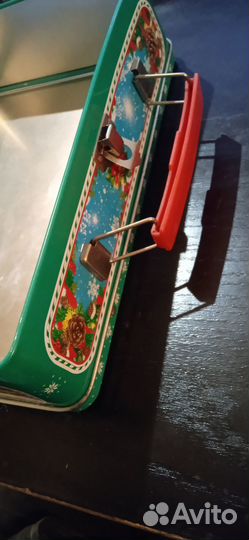 Упаковка (жестяная коробка) для конфет