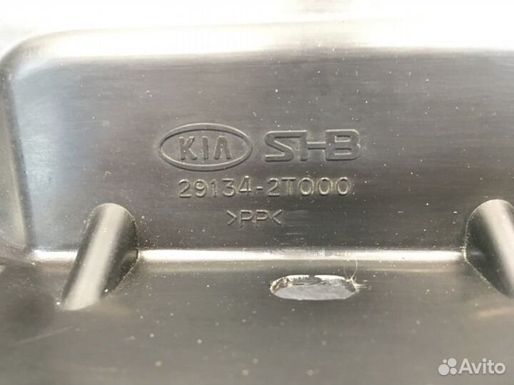 Дефлектор радиатора правый Kia Optima 3 седан 2.4