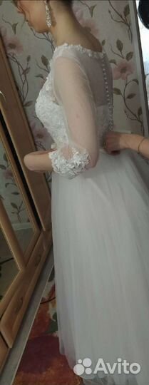Свадебное платье