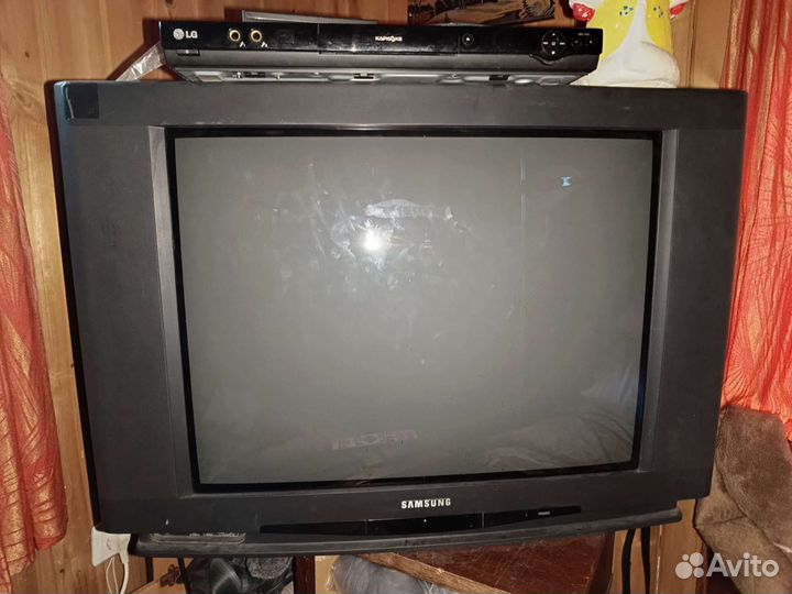 Телевизор samsung