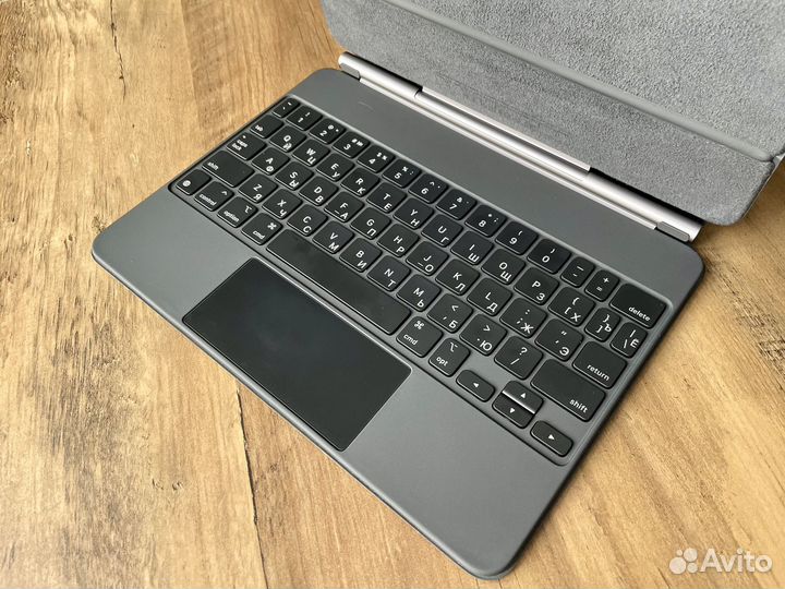 Чехол Apple Magic для iPad air и iPad pro 11