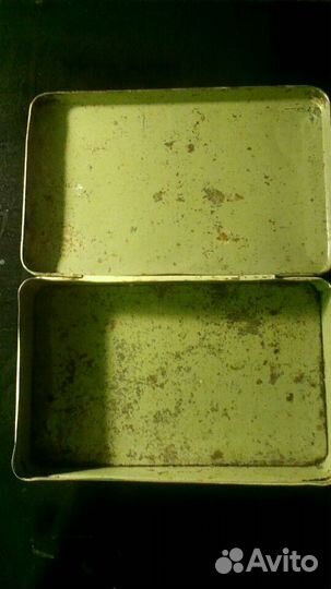 Жестяная коробка Кр.Октябрь СССР