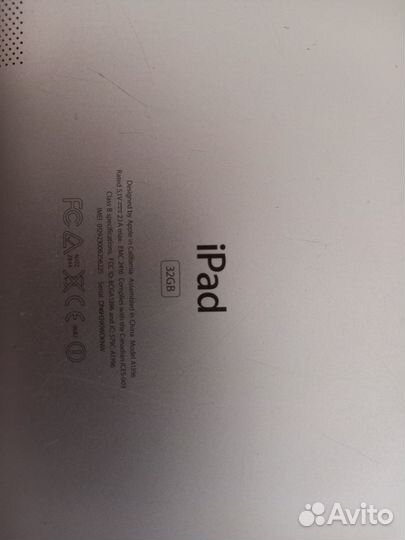 Продаю iPad 2 (32 гб) на запчасти